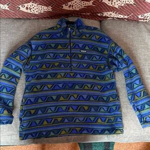 Vintage Patagonia Blue and Green Patterned Pullover fleece quarter zip